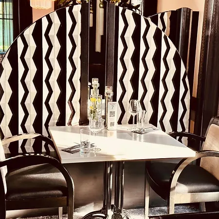 מלון Hotel Pommerloch Pommerloch