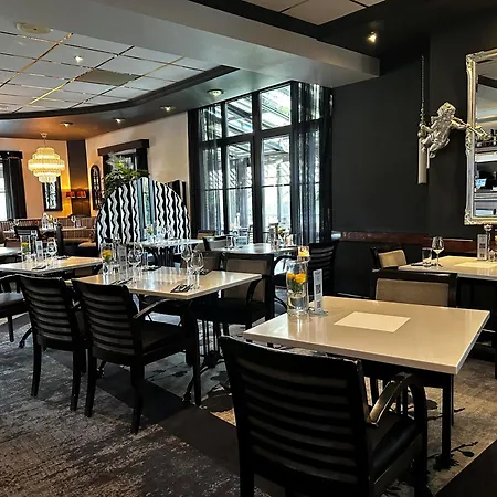 포머로흐 호텔 Pommerloch