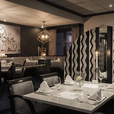 Hotel Pommerloch Otel 3*