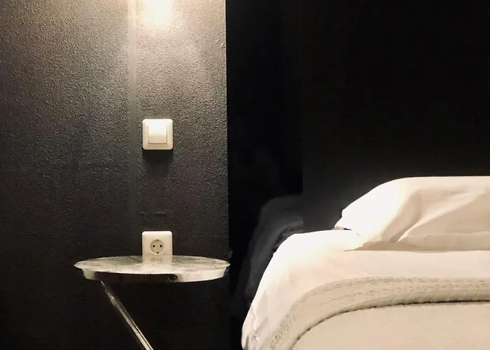 호텔 포머로흐 3*